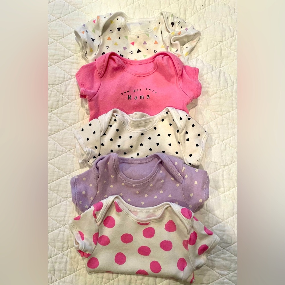 5 Pack - Short Sleeve Onesies Primark 3-6 months